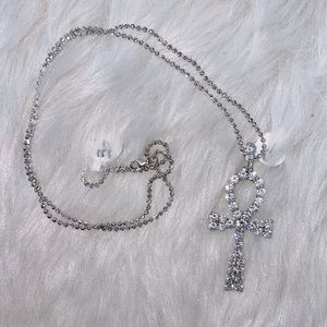 Cross necklace silver